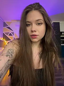 Vikki toriya online show from October 11, 11:40 pm