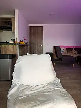 Georgiafox online show from February 28, 8:52 pm