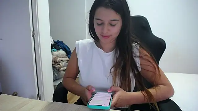 Contantin helena online show from November 5, 5:07 pm