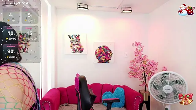 Miss dolly  online show from January 7, 12:30 pm