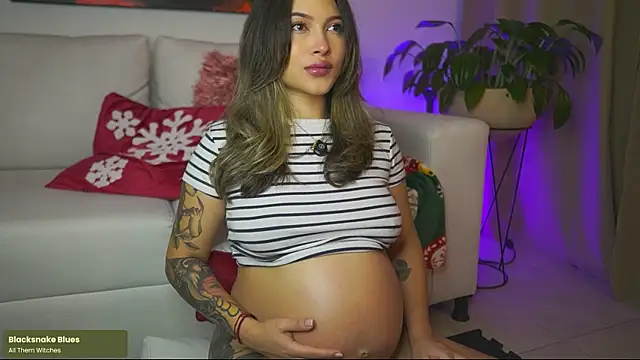 AyraSmith  online show from November 25, 11:38 pm