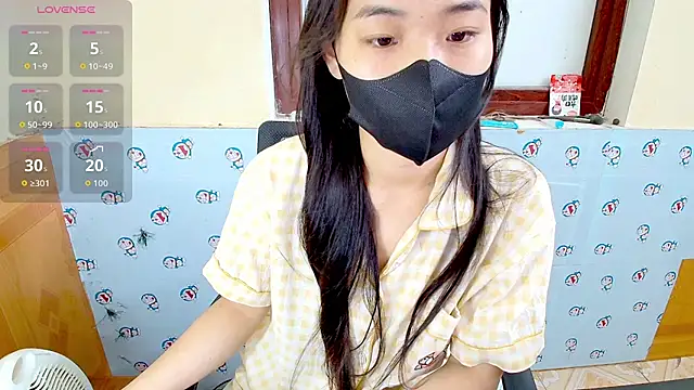   Saphia   online show from April 8, 12:46 am