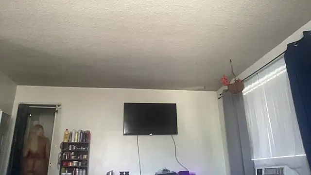 cocaNutt online show from September 22, 6:17 pm