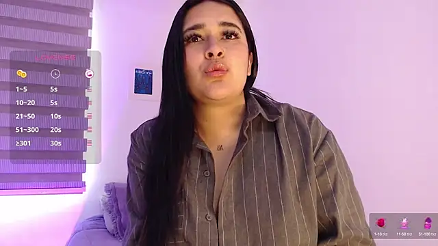 Megan FE online show from October 3, 3:28 pm