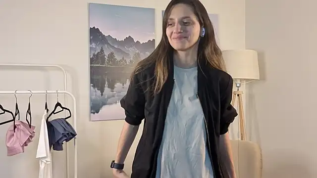 JaniceHanson online show from November 22, 8:06 am