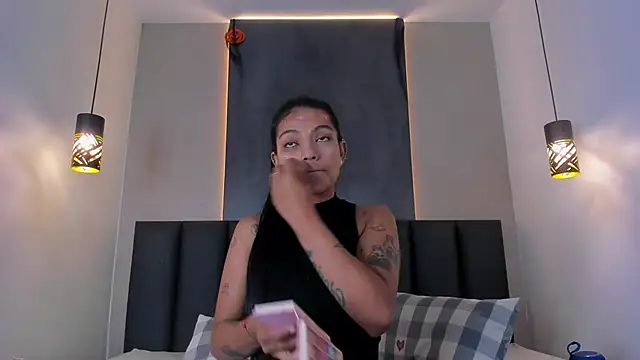 rachellmartinez online show from November 3, 11:47 am