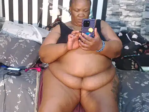 BigHotMatureXx online show from September 12, 9:51 am