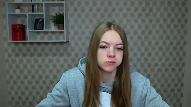 AliceFlirtt  online show from October 11, 6:40 am