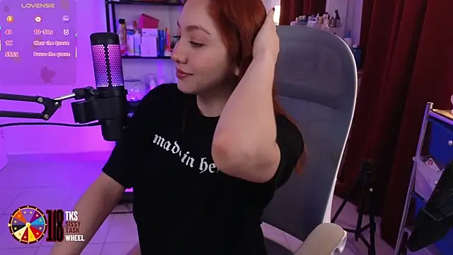 LilyVelvett online show from September 17, 4:10 am