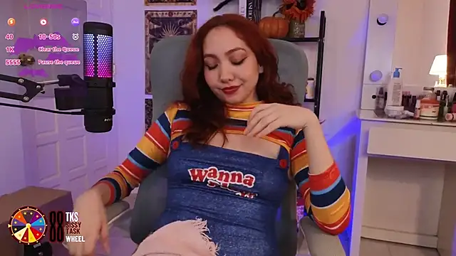 LilyVelvett online show from October 11, 4:28 am