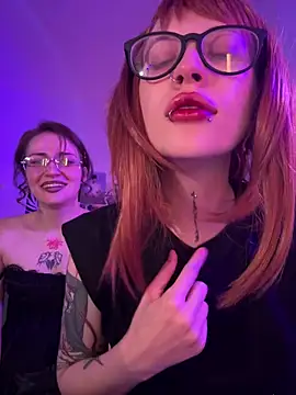 Dooubletroublee online show from June 19, 11:30 pm