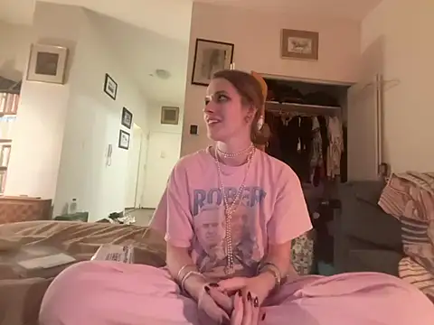 cherrypie2929 online show from May 10, 7:10 am