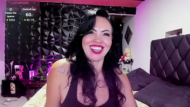 charlottemeyerr online show from September 12, 4:46 am