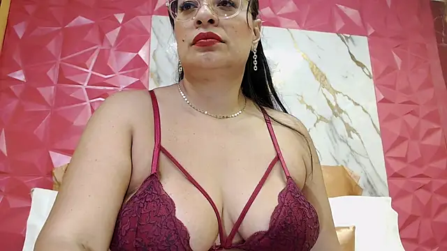 MiaCallie online show from March 13, 2:35 am