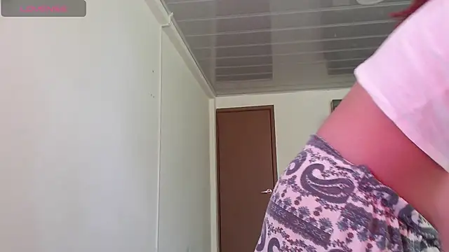 Lexyevans online show from September 19, 6:18 pm