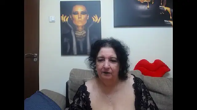 maturekorine online show from February 3, 2:53 am