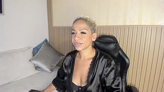 summer night  online show from September 9, 1:33 pm