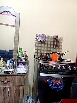 Hungryslit online show from March 27, 8:37 am