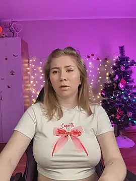 D0nna  online show from January 15, 8:20 am