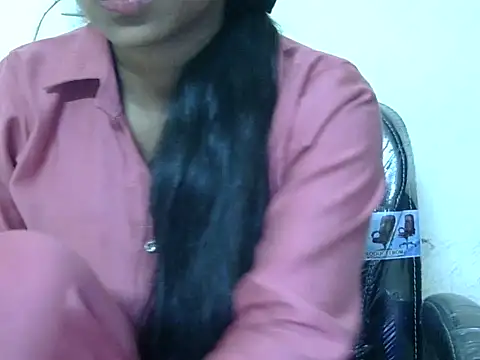 momo lov online show from October 13, 8:06 am