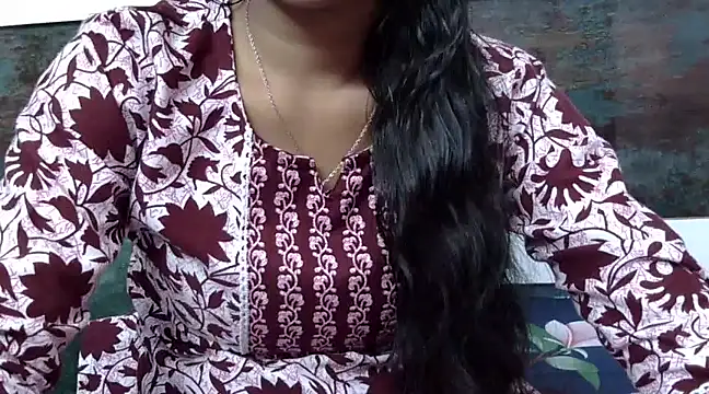 momo lov online show from December 2, 7:10 am