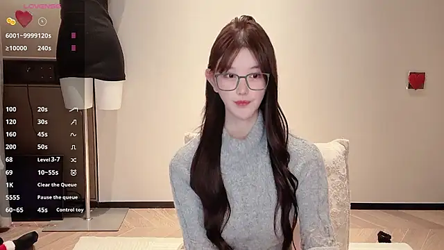 omaiiil online show from January 7, 1:14 pm