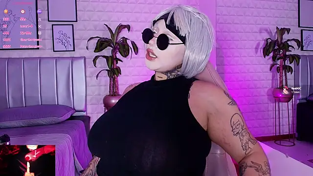 bella-green online show from September 22, 7:12 pm