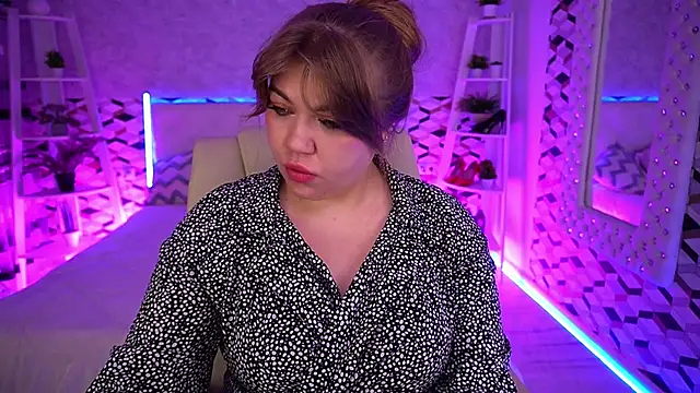 GabbieJay online show from June 9, 12:26 pm