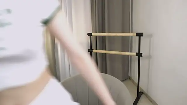 Cassie Kelman online show from November 25, 9:48 pm