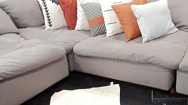  alaiasmile  online show from October 22, 5:07 pm