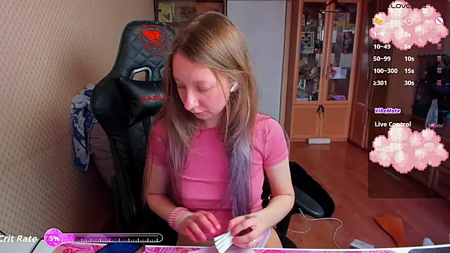 cutieMila online show from March 31, 10:15 am