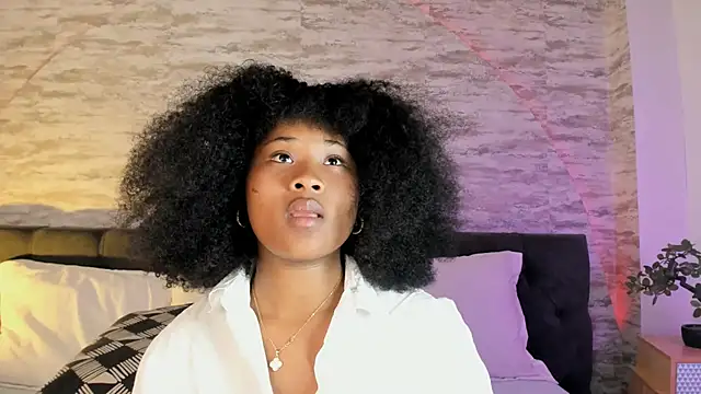 Anneth  M online show from September 11, 7:36 pm