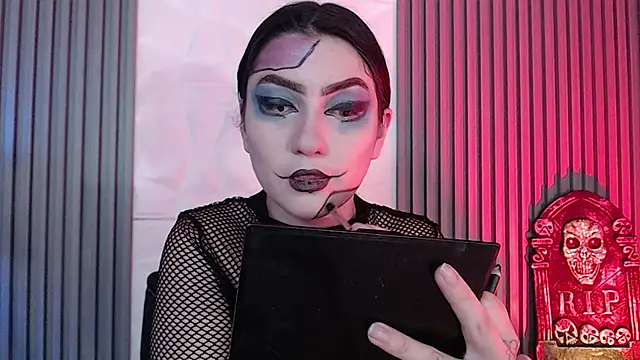 sophy rock online show from October 23, 3:29 pm