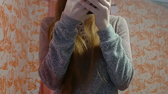 strawberrysmoothie online show from February 23, 9:03 pm