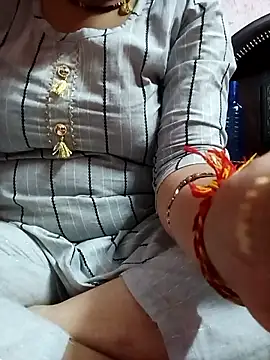 Cute Sonam  online show from September 16, 6:21 am