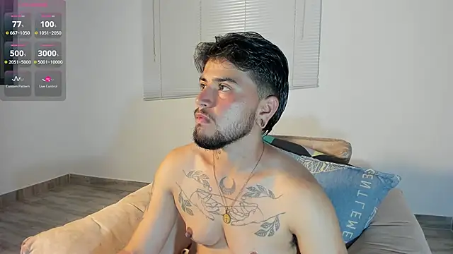 ftmphilip  online show from June 4, 11:42 pm