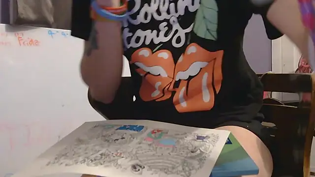 watermellonpussy online show from October 6, 12:27 am