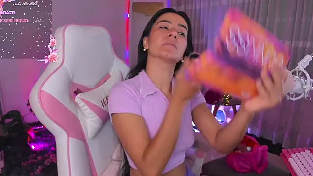 Violetta kim1 online show from May 8, 1:36 pm