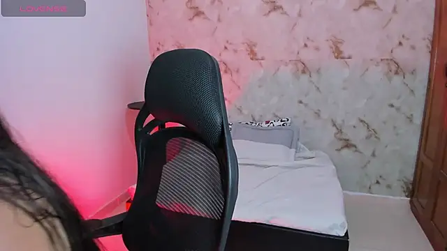 Abbieowenx online show from September 15, 5:09 pm