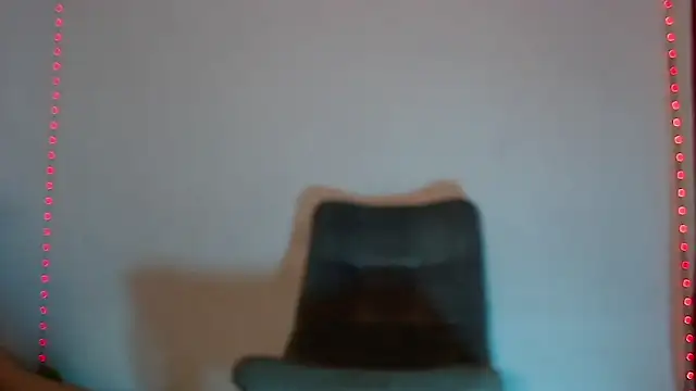 LuciaTomson online show from February 15, 6:16 am