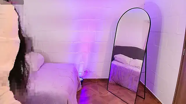 hazel lee ross online show from October 9, 5:50 pm