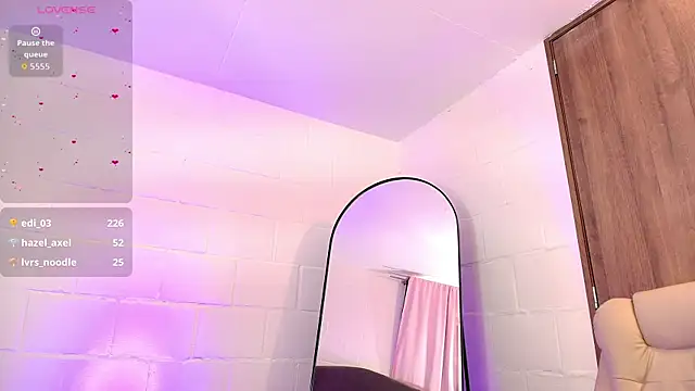 hazel lee ross online show from September 30, 4:34 pm