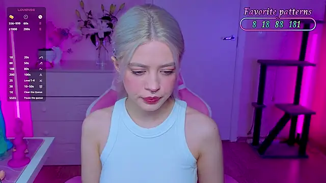 mybunnywendy online show from June 8, 7:47 pm