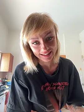 haileyhope  online show from October 3, 8:52 am