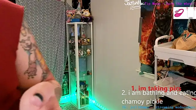 joltionmacc online show from October 23, 7:03 am