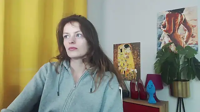 juicyNadine online show from September 24, 4:44 am