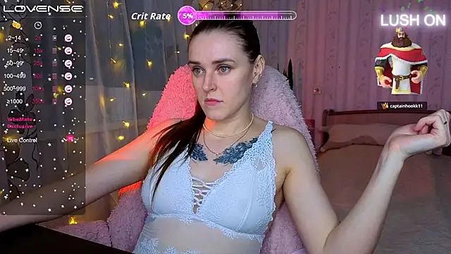 Bella  Swoon online show from April 4, 2:49 pm