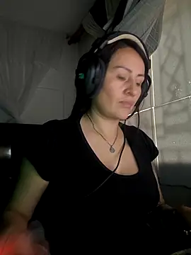 LuisaFernanda170823 online show from April 13, 7:58 pm