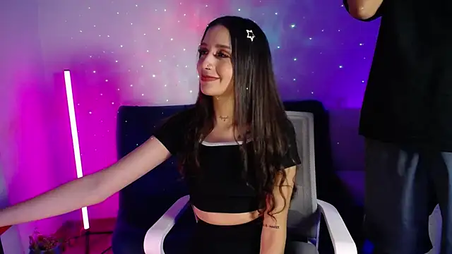 RAV3NHUDSON online show from November 23, 7:21 am