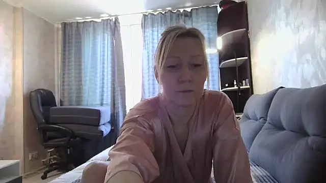 WindChristy online show from March 13, 9:32 am